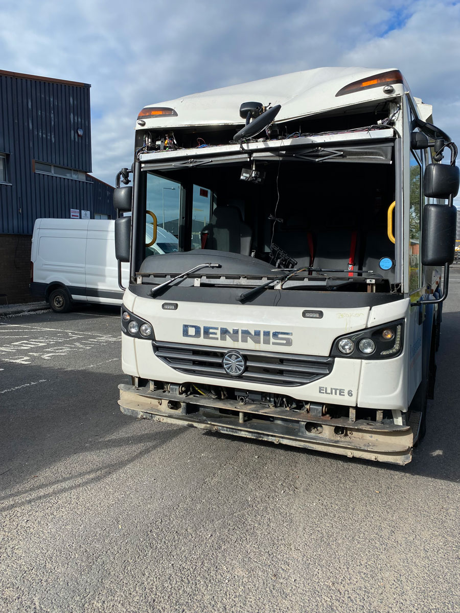 crash damaged Dennis bin lorry
